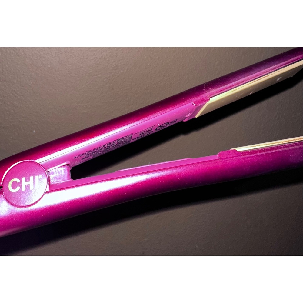 CHI Ceramic Flat Iron Hair Straightener 1 Inch Metallic Magenta Pink GF1001
